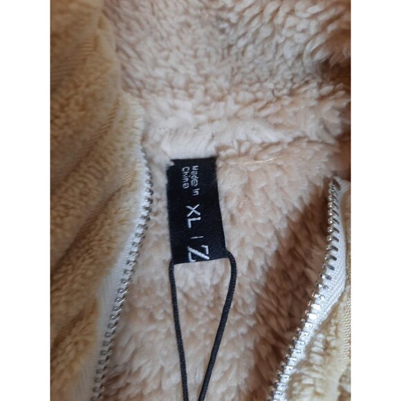 Zaful Women’s beige Sherpa Coat Size XL Zip Front cropped Fleece Jacket - Picture 3 of 8